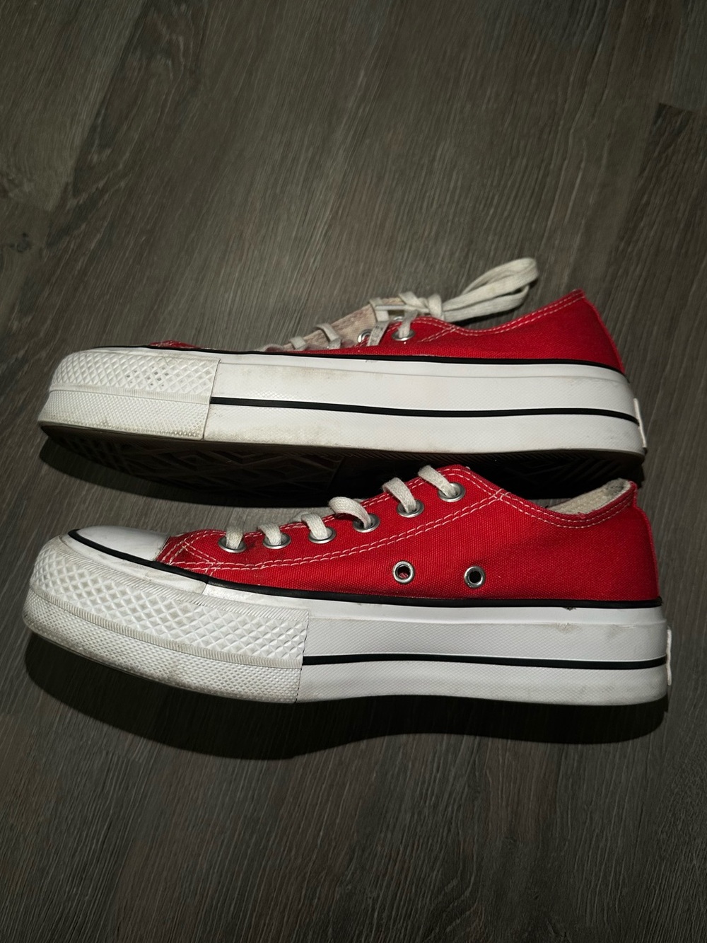 Red platform converse women’s size 7 - Picture 4 of 8